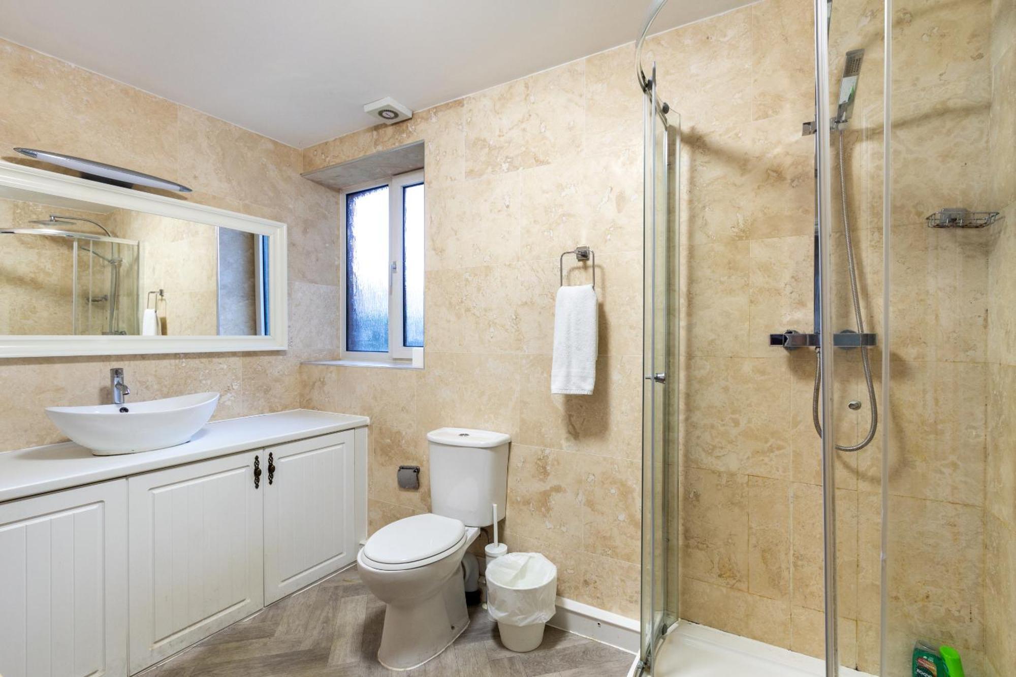 London Gatwick Inn Екстер'єр фото