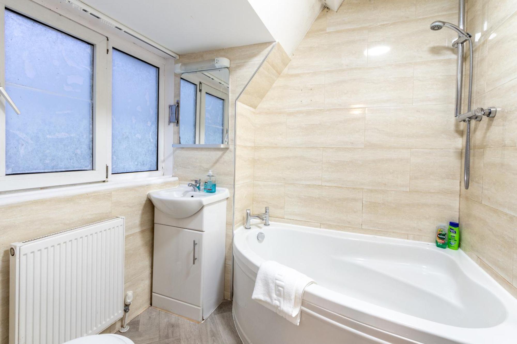 London Gatwick Inn Екстер'єр фото