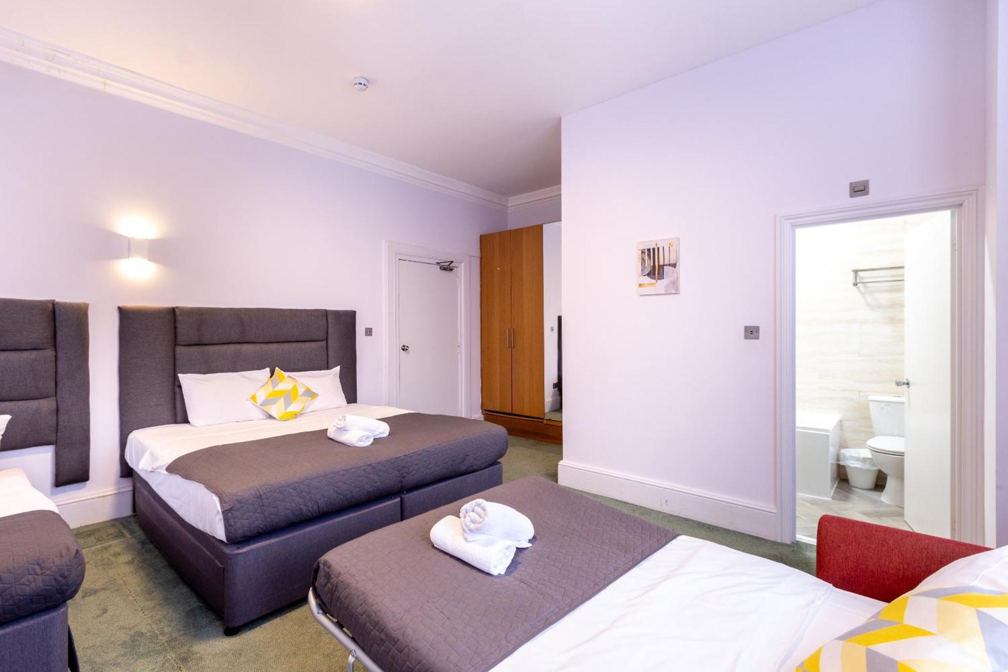 London Gatwick Inn Екстер'єр фото